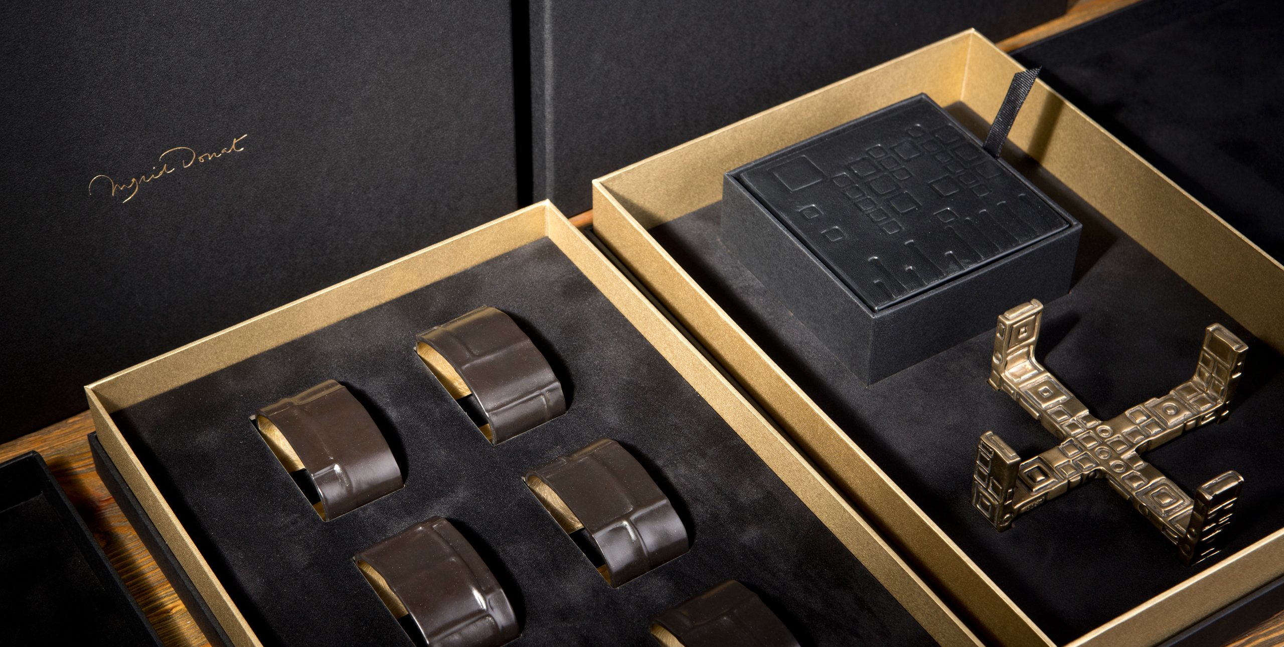 Ingrid Donat neck box with custom box inserts 02