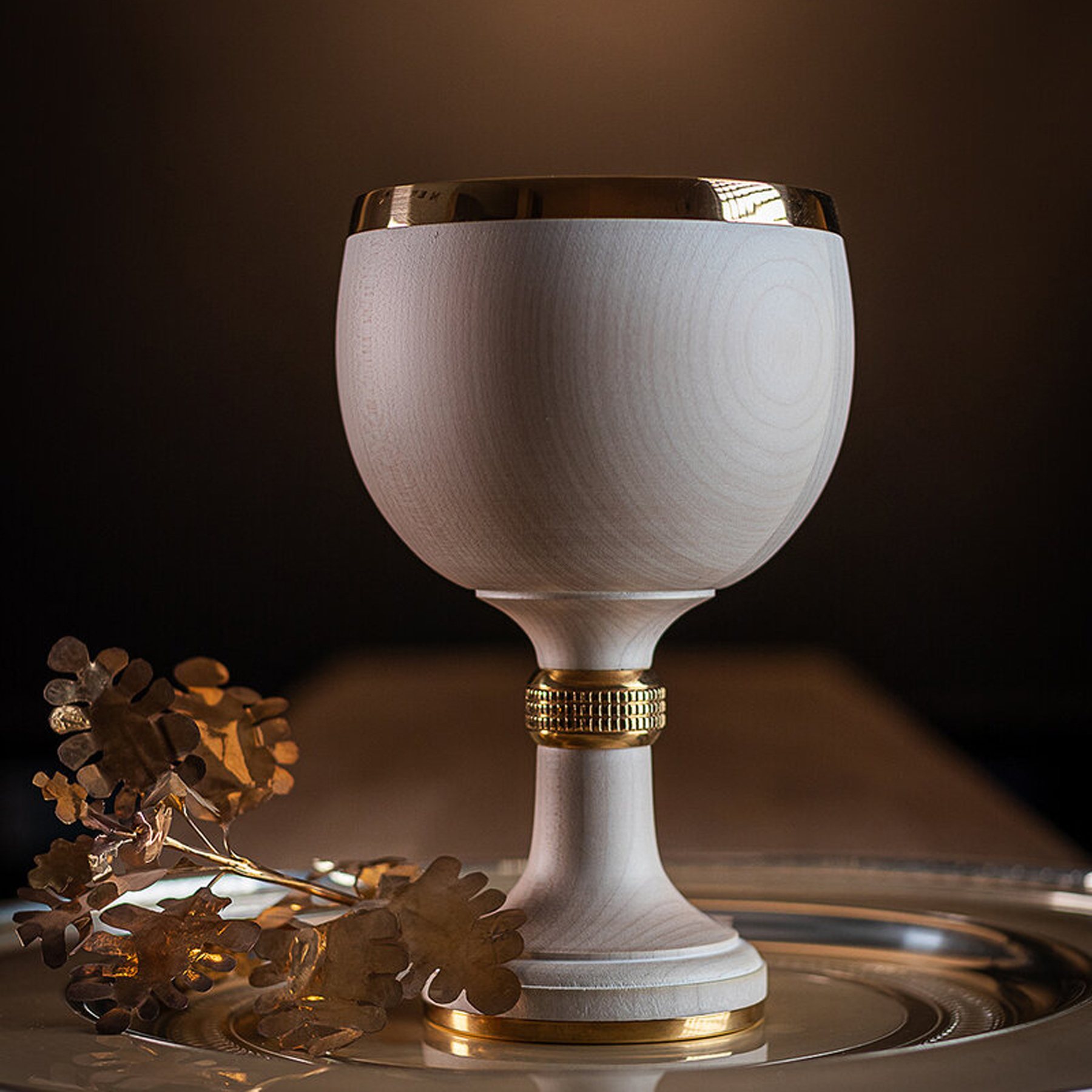 cup-with-gold