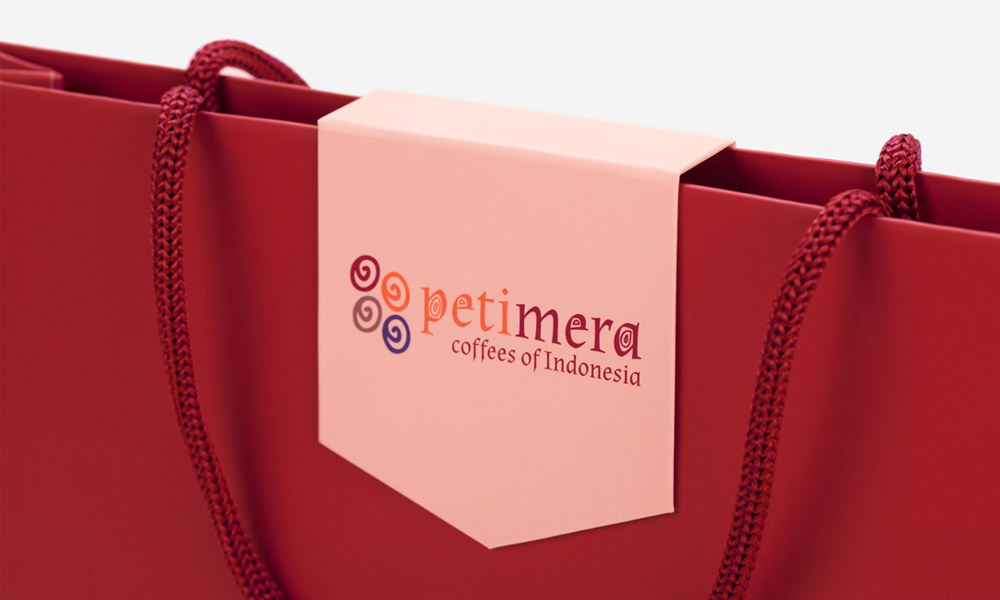 Petimera-laminated-paper-bag-with-magnetic-flap-01 кутия за шоколадови бонбони Daskalides